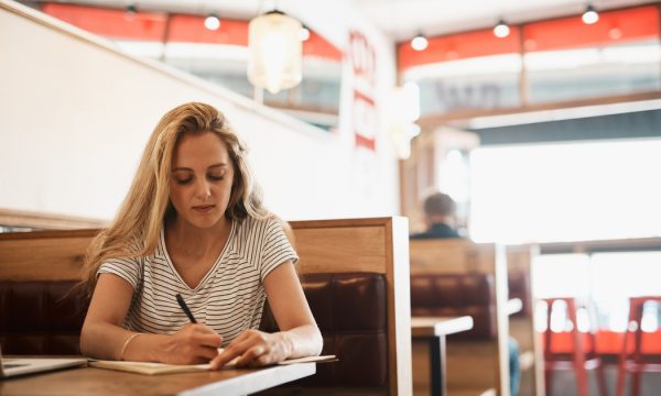 FB-How-College-Students-Can-Get-Emergency-Money-Food-and-Housing.