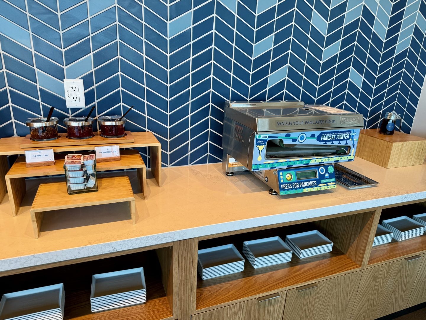 Alaska Lounge SFO San Francisco pancake machine