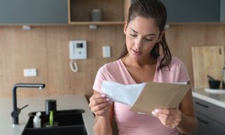 What Is Cash Stuffing? How to Use the Envelope Budget System