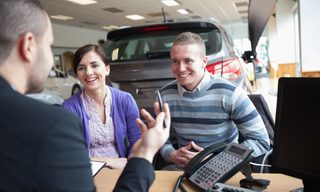 Does Paying the Principal Lower a Monthly Car Payment?