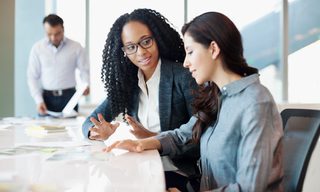 9 Black Financial Influencers to Follow in 2023