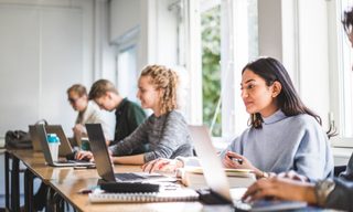 2023 High School Grads Could Take on $37K in College Debt