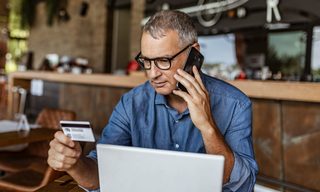 What Is a Business Credit Card and How Do You Use One?
