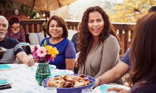 8 Latino Financial Influencers to Follow in 2023