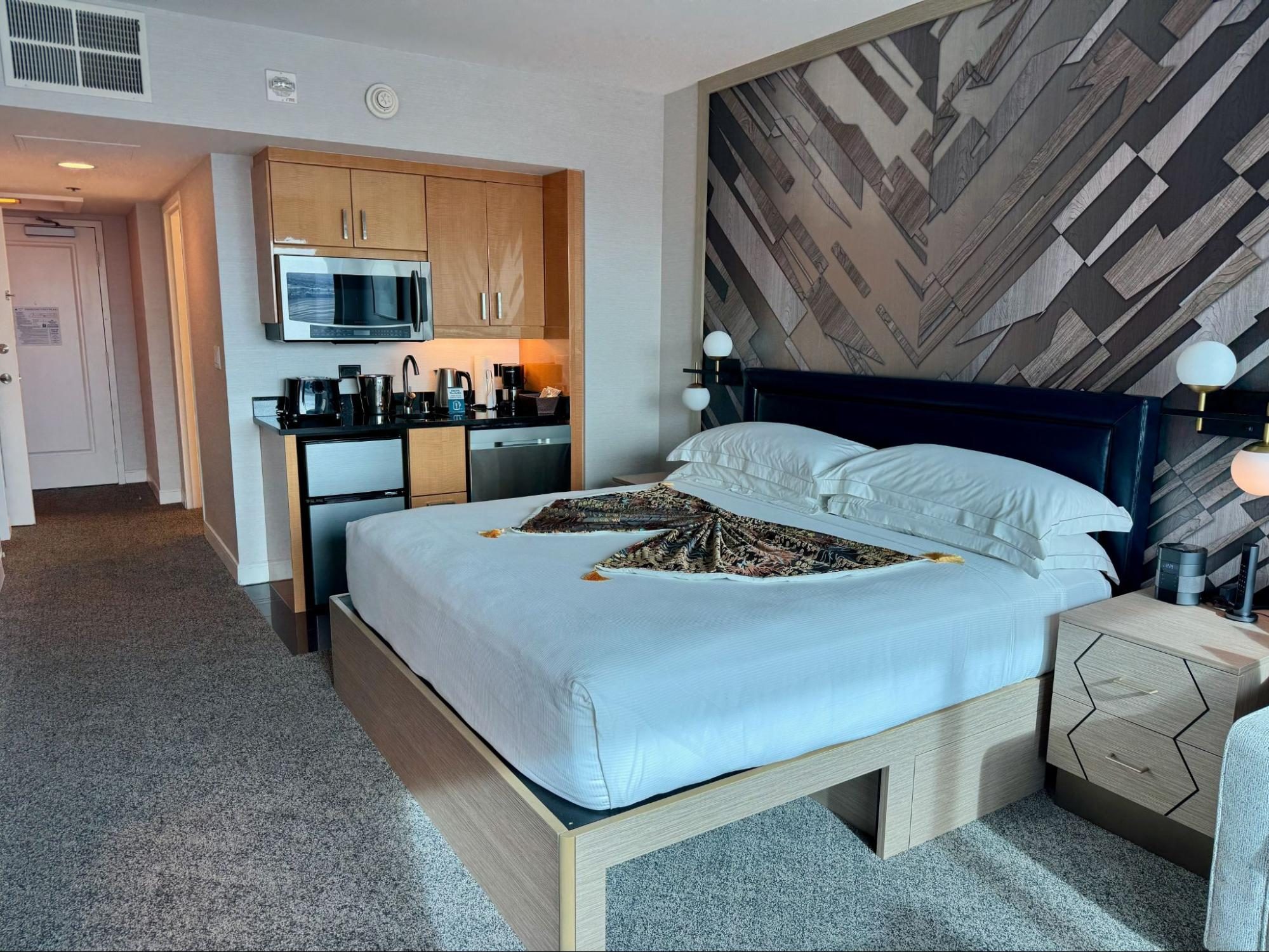 Hilton Grand Vacations Club Elara Center Strip Las Vegas studio