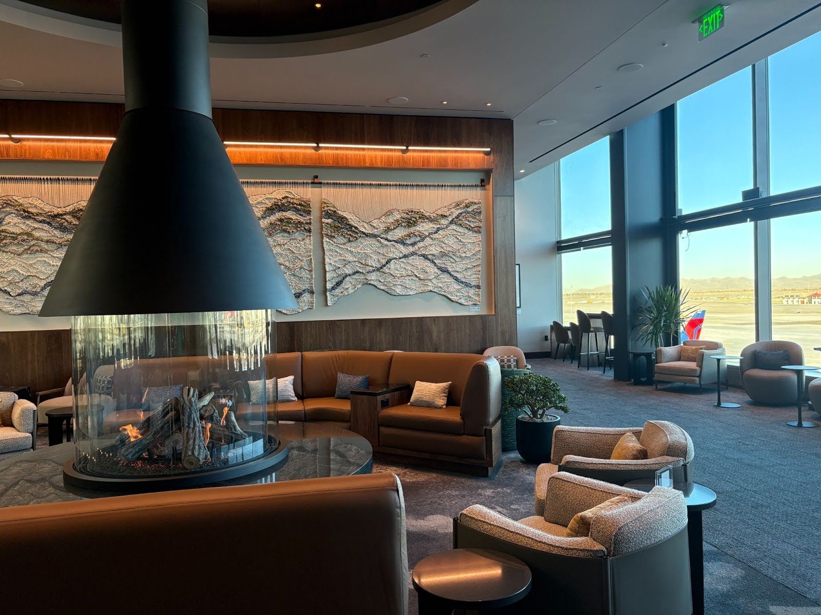 Indoors, Architecture, Building