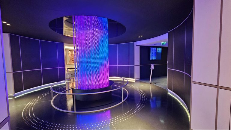 Lighting, Floor, Indoors