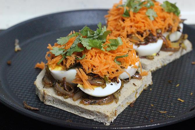 layering boiled egg sandwich recipe