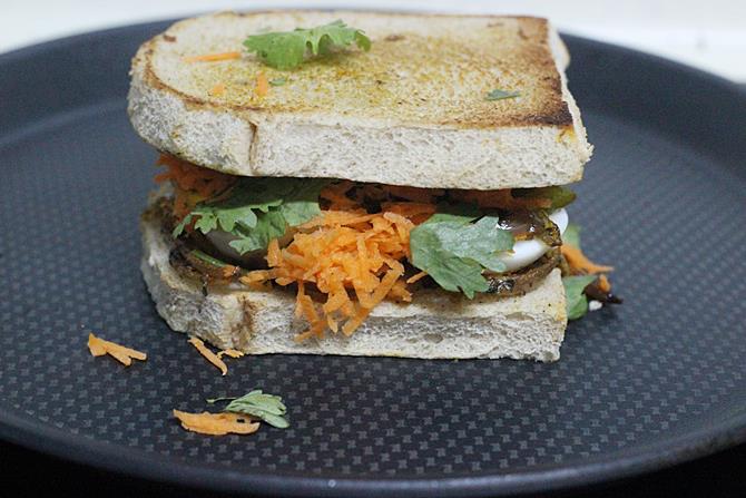 garnishing for egg sandwich recipe
