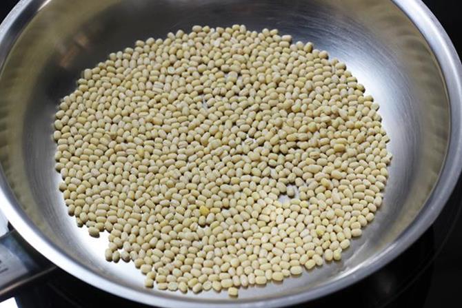 roasting dal for murukulu recipe
