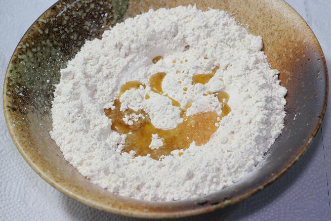add ghee to flour