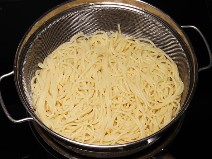 Drain the cooked pasta