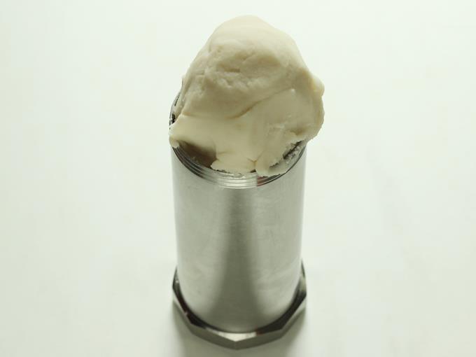 Put the dough inside the mould