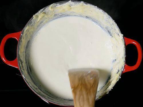 stir milk and simmer to make rabri