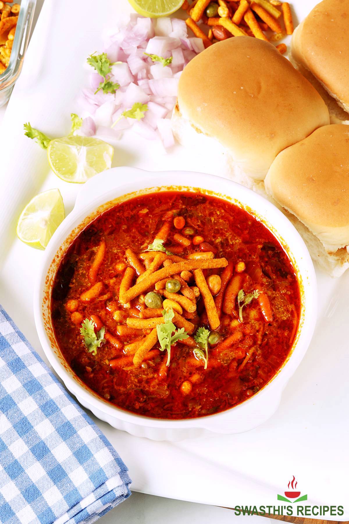 Misal pav, a popular strret food from Maharashtra