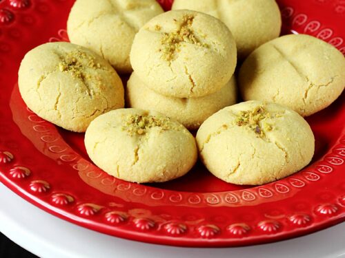 nankhatai are Indian eggless cookies