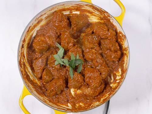 adding curry leaves