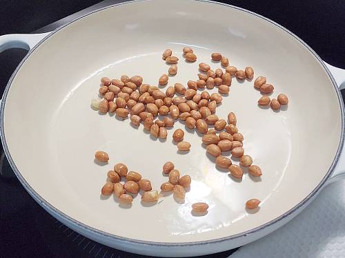 roasting peanuts