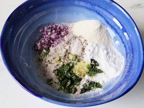 ingredients to make instant ragi dosa
