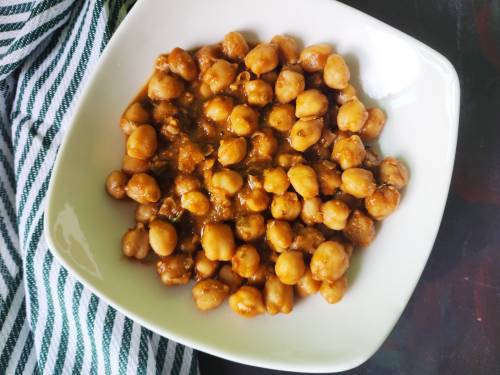 assembling tikki chaat