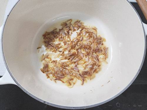 frying onions