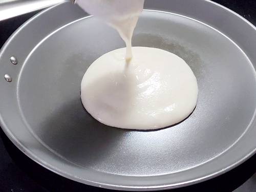 pouring batter