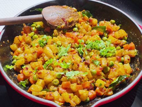 add coriander leaves